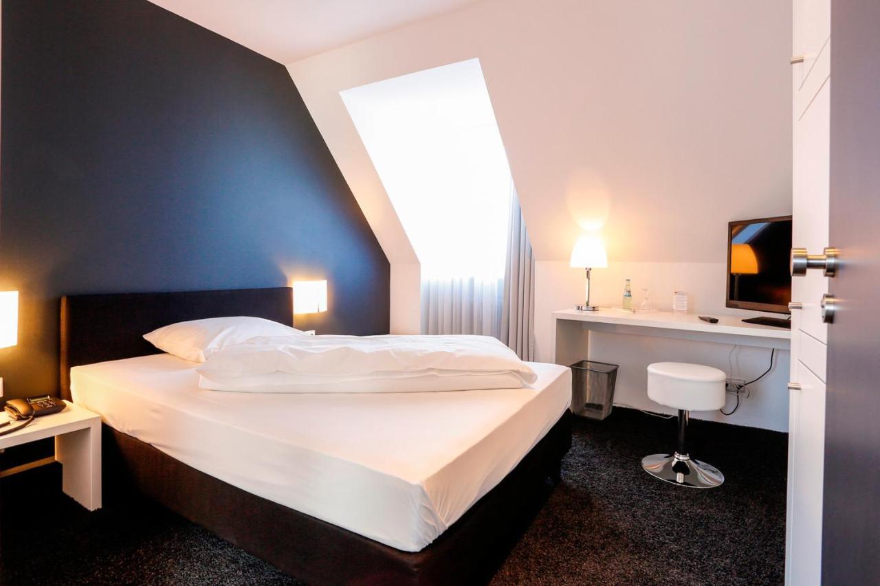 Hotel Schempp Bobingen  Ngoại thất bức ảnh